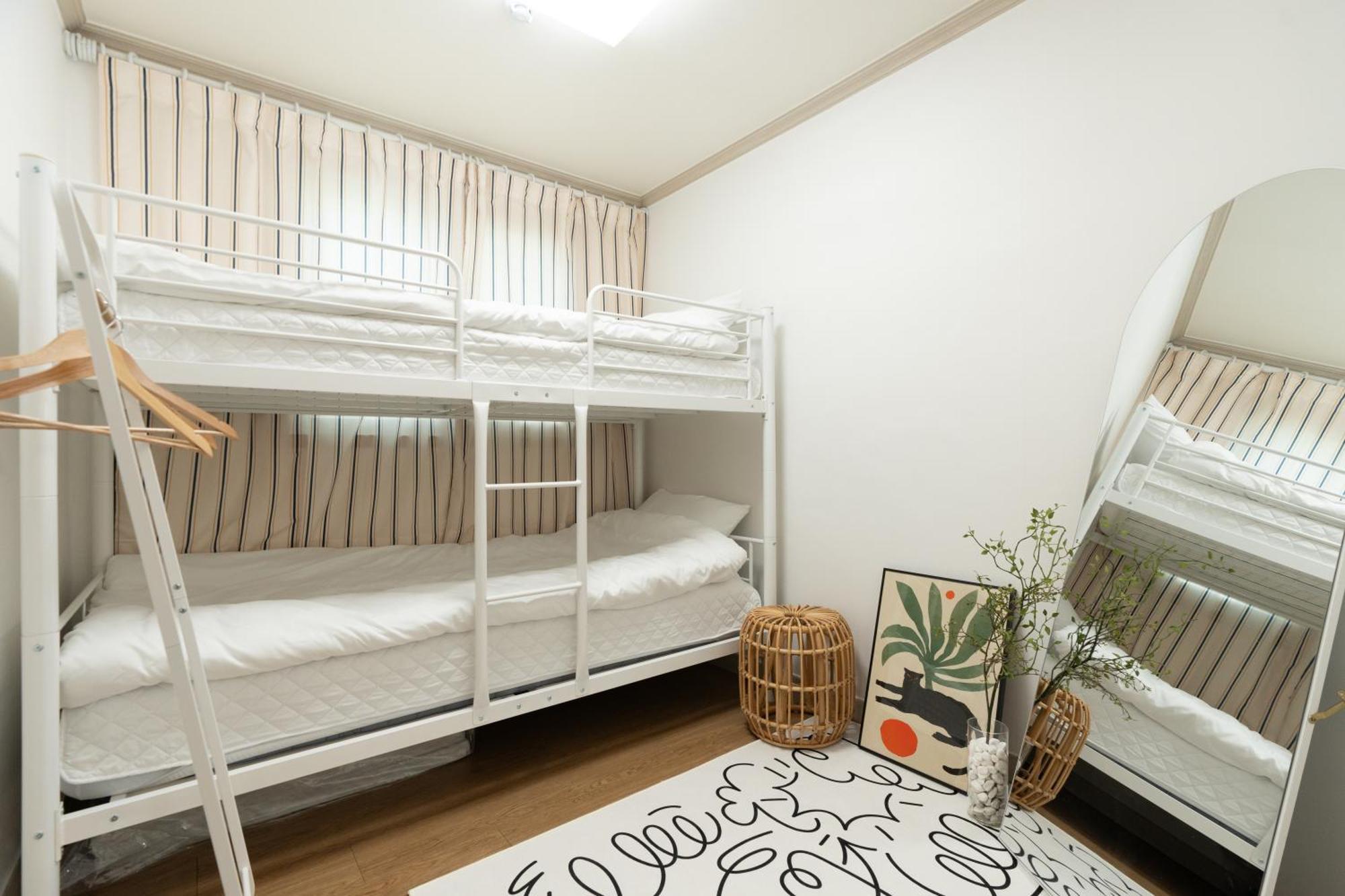 Apartment Open Sale #free Parking #elevator #cozy #guro Digital Complex Stn #gasan #gocheok Dome #doksan